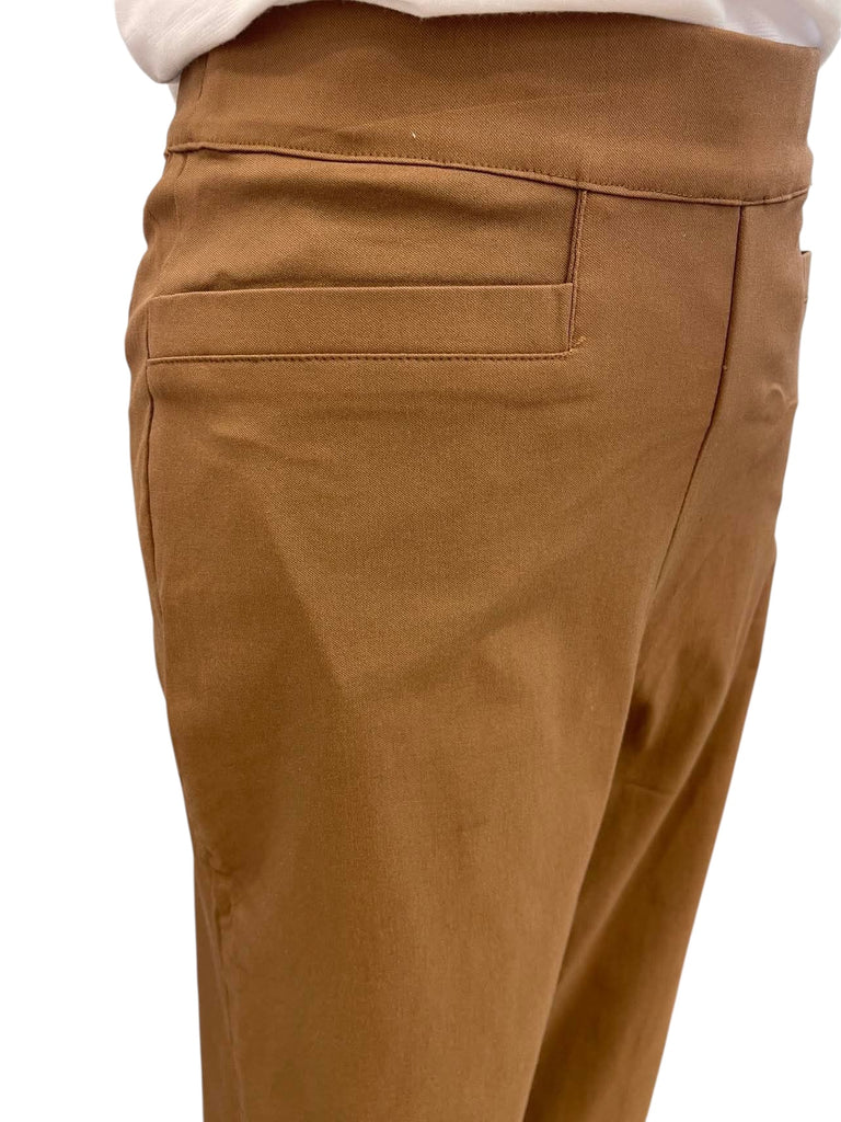 Cuffed hem for versatile styling with sneakers or boots