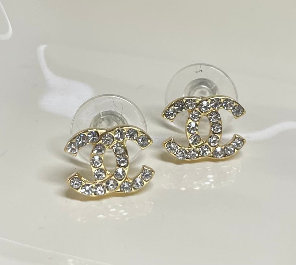 gold-cc-earrings-little-dainty-diamantes-crystals-studs 