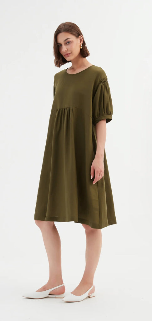 tirelli-bishop-sleeve-green-dress-dark-moss-loose-flowy 